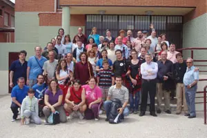  Los alumnos y profesores del curso celebrado en Alcobendas posan con Manuel Fernández de la Cera.
