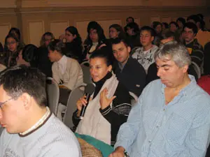 Los jóvenes participaron con preguntas en las jornadas de trabajo. 