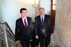  N&uacute;&ntilde;ez Feij&oacute;o y Ram&oacute;n Villares, en la sede del Consello da Cultura Galega.