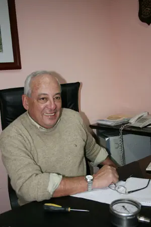  Osvaldo M&eacute;ndez explica que la personeria jur&iacute;dica consolida la imagen de AEGA en Argentina.