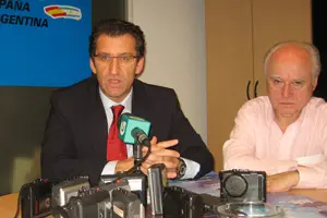  N&uacute;&ntilde;ez Feij&oacute;o y Castelao Braga&ntilde;a, durante uno de los viajes a Argentina. 