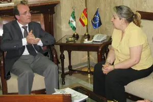 Andrés Heras recibió en su despacho a Juana María Sánchez.