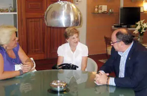 Enrique Martín, junto a María Esther Guimó.
