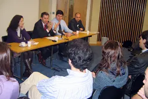  El presidente de la Xunta, durante su intervención en Cambridge.