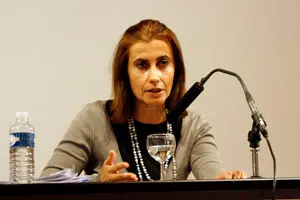  Mar&iacute;a Mercedes Mato, durante su intervenci&oacute;n en Toulouse.