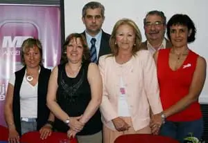  De izq. a der: Patricia, Analía, Alejandro López, María del Carmen Cernadas, Horacio Pegito y Mónica.
