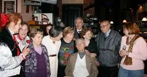  Amigos y ex alumnos de varias generaciones de Avelino Vilas reconocieron su labor en el &aacute;mbito de la m&uacute;sica.