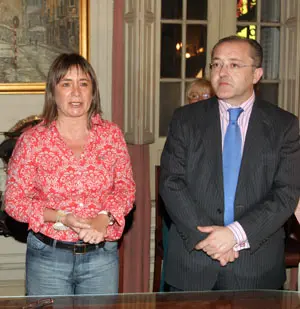 Félix Colsa y Julia Hernándo, presidenta del Centro Burgalés de Buenos Aires.