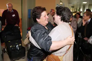  Los emigrantes se reencontraron con sus familiares.