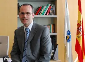  Jes&uacute;s V&aacute;zquez Abad, en su despacho en la Conseller&iacute;a.