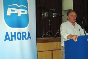  Benito Grande, durante su intervención en el acto.