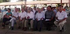 Parte de los representantes de las entidades canarias presentes.