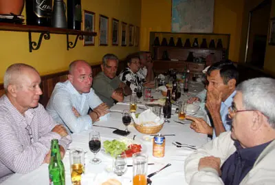  El secretario xeral ofreci&oacute; un almuerzo a los coordinadores gallegos.