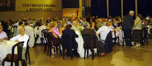  Un momento de la celebración de fin de año en el Centro Asturiano de Buenos Aires.