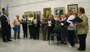  El coro del Patronato, durante su actuaci&oacute;n.