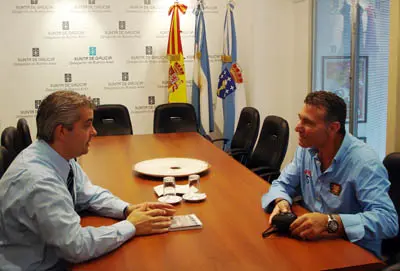   L&oacute;pez Dobarro y L&oacute;pez Rivas, durante el encuentro en la Delegaci&oacute;n de la Xunta.