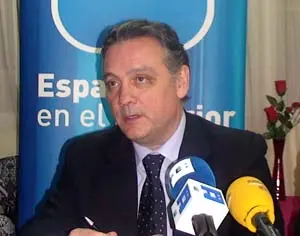 Alfredo Prada, director del PP en el exterior.