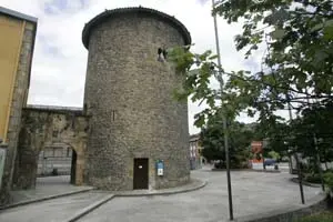  La Torre de la Quintana, el emplazamiento elegido para el Museo de la Emigración Langreana.    