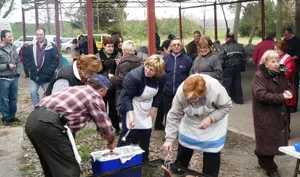  Un momento da celebraci&oacute;n na Ermida de &lsquo;Grenyana&rsquo;.