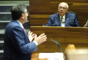  Vicente &Aacute;lvarez Areces y Ovidio S&aacute;nchez, en la Junta General del Principado.