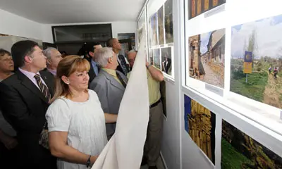 Un momento de la inauguración de la exposición.