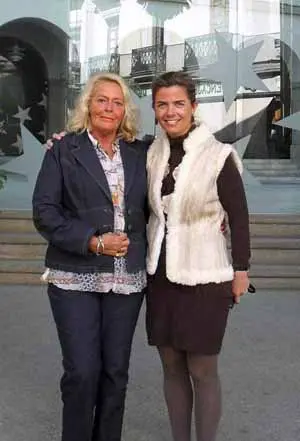 Victoria Cristóbal, con María Aurelio Pascual, la pasada semana en Madrid.