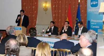  Joaqu&iacute;n Calvo-Basar&aacute;n es el nuevo presidente de la agrupaci&oacute;n en Bruselas. 