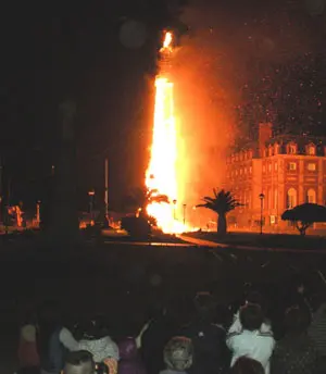  Un momento de las crem&aacute;.