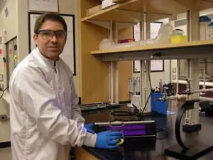 El científico asturiano Amador Menéndez, en el Instituto Tecnológico de Massachusetts.