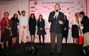  Rafael Estrela anuncia que las ganacias se donar&aacute;n a varias instituciones.