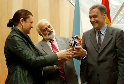 Cecilia Pereira, Carlos Blasco y Roberto Varela, durante el Día de Galicia.