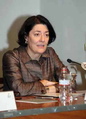  Anna Terr&oacute;n, durante su participaci&oacute;n en el Seminario.