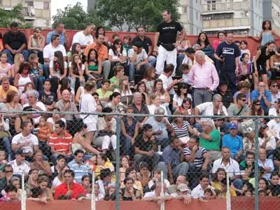  Parte de los asistentes a la corrida organizada por la Fundación Centro Asturiano.