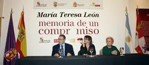 Un momento de la presentación de la tarjeta.