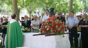  Los fieles participaron en la misa en honor a Santiago Ap&oacute;stol.