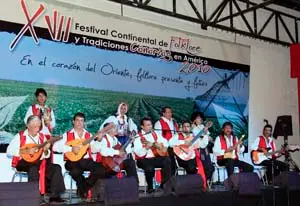 La Rondalla ‘Los Hijos del Gran Canario’ del CCEC fungió de anfitriona.