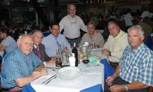 Parte de los integrantes del Consejo Directivo de la ABP de A Coru&ntilde;a, tras una reciente reuni&oacute;n. 