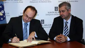 Julio Olmos y Alejandro L&oacute;pez Dobarro mantuvieron una reuni&oacute;n en las instalaciones de la Xunta en Argentina. 