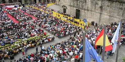  Multitu de personas participaron en esta celebraci&oacute;n de la Galicia Exterior.
