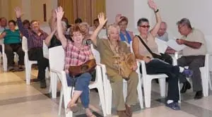  Los asistentes dieron el visto bueno a las cuentas presentadas por el Consejo Directivo.