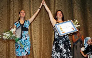  Marilyn Garc&iacute;a &ndash;a la dcha.&ndash; se encarga de impartir las clases de baile.