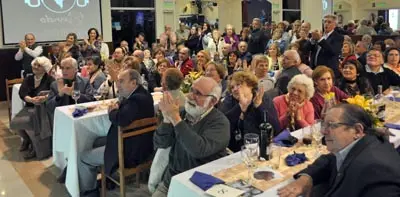 Numerosas personas acompañaron a Manuel Saa en este acto.