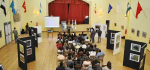  El p&uacute;blico acudi&oacute; a la cita en la Asociaci&oacute;n Espa&ntilde;ola de Socorros Mutuos.