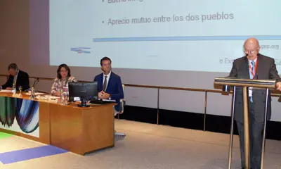  Jos&eacute; Asier Castillo solicit&oacute; a los empresarios gallegos que tengan en cuenta a Lisboa como lugar estrat&eacute;gico.  