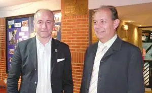 Santiago Camba y Antonio Pi&ntilde;&oacute;n, presidente de la Hermandad Gallega de Venezuela. 