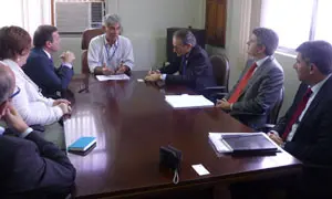  El secretario xeral del Igape, Javier Barbeito &ndash;2&ordm; dcha&ndash;, tambi&eacute;n asisti&oacute; a la reuni&oacute;n de empresarios.
