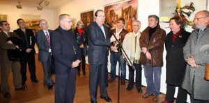 Juan Vicente Herrera inaugura la exposición ‘Pintores palentinos’, que organiza la Fundación Hombres Nuevos.