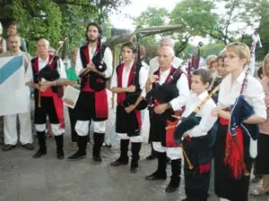 Las gaitas tambi&eacute;n tuvieron un hueco en el homenaje.