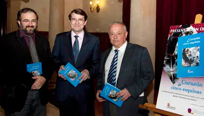 Fernández Mañueco, durante la presentación del libro.