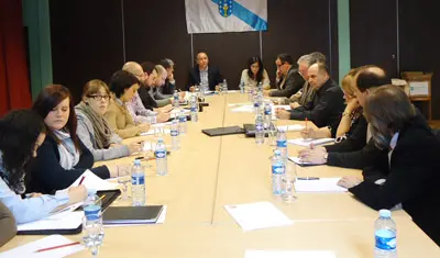 Santiago Camba presidi&oacute; la reuni&oacute;n con representantes de la colectividad en Suiza. 